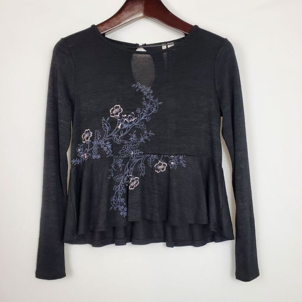 Lauran Conrad M Black Embroidered Peplum Sweater